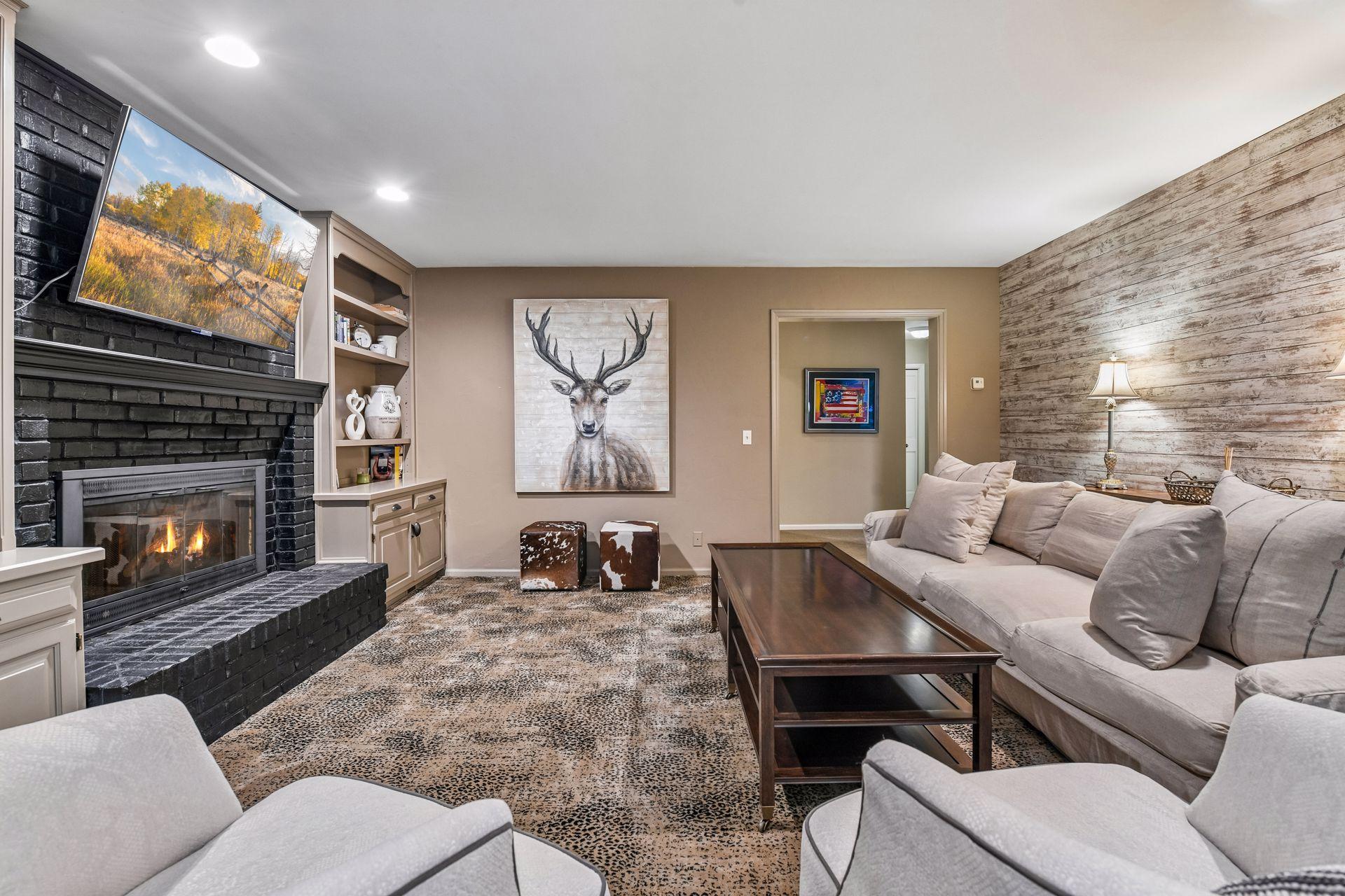 View of Residential at 1140 Hollybrook Drive, Wayzata MN 55391, Wayzata (49 of 59) - Mike Wilen | Minnesota Team Real Estate