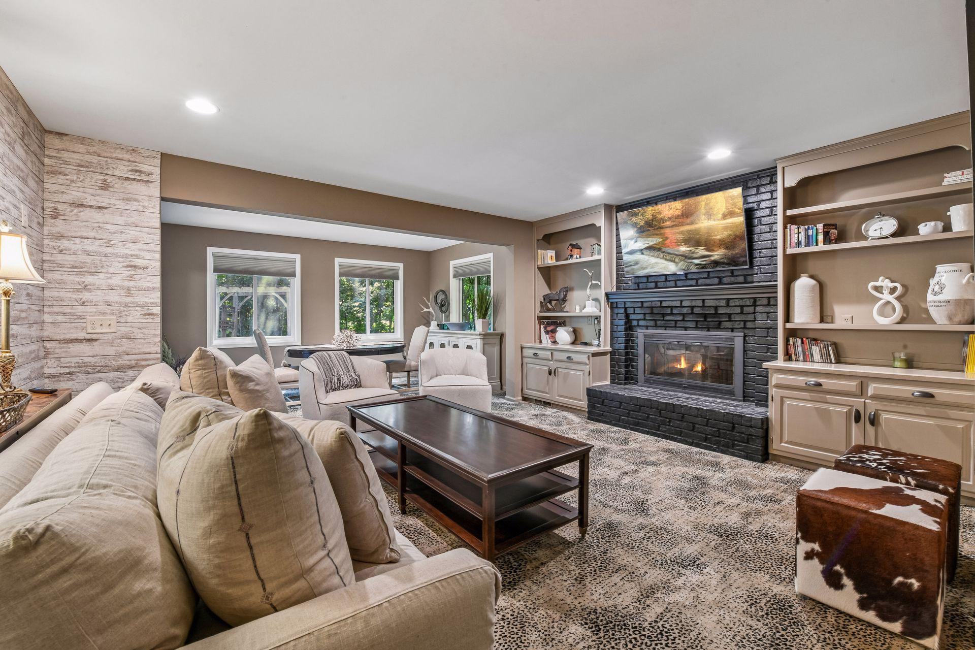 View of Residential at 1140 Hollybrook Drive, Wayzata MN 55391, Wayzata (47 of 59) - Mike Wilen | Minnesota Team Real Estate
