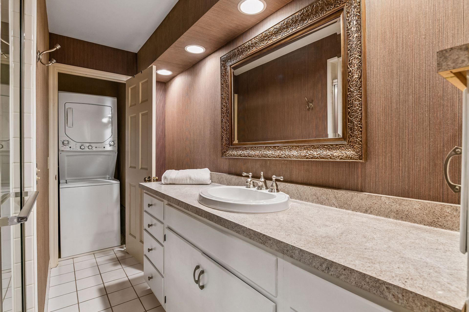 View of Residential at 1140 Hollybrook Drive, Wayzata MN 55391, Wayzata (41 of 59) - Mike Wilen | Minnesota Team Real Estate