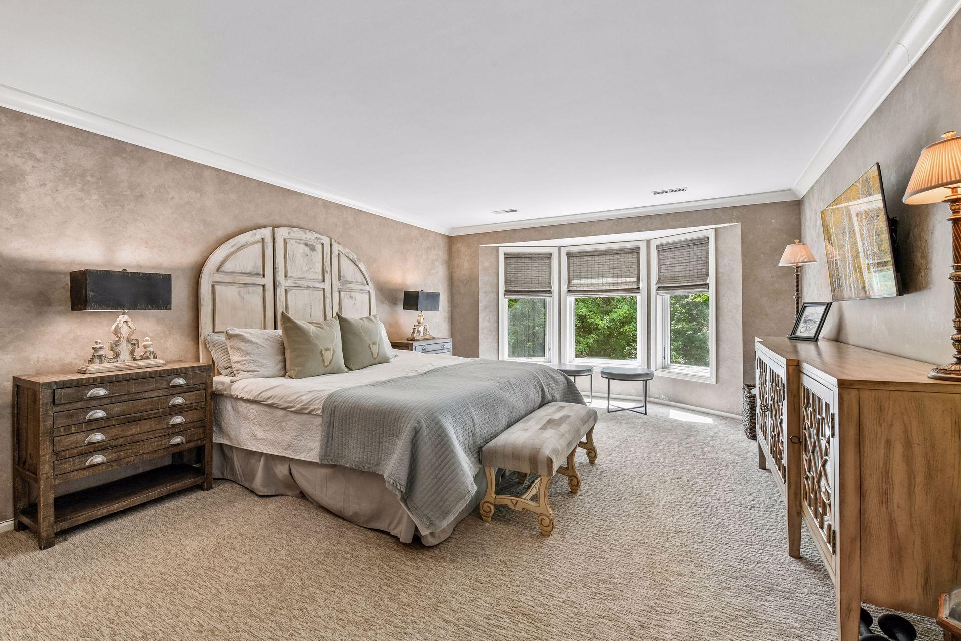 View of Residential at 1140 Hollybrook Drive, Wayzata MN 55391, Wayzata (38 of 59) - Mike Wilen | Minnesota Team Real Estate