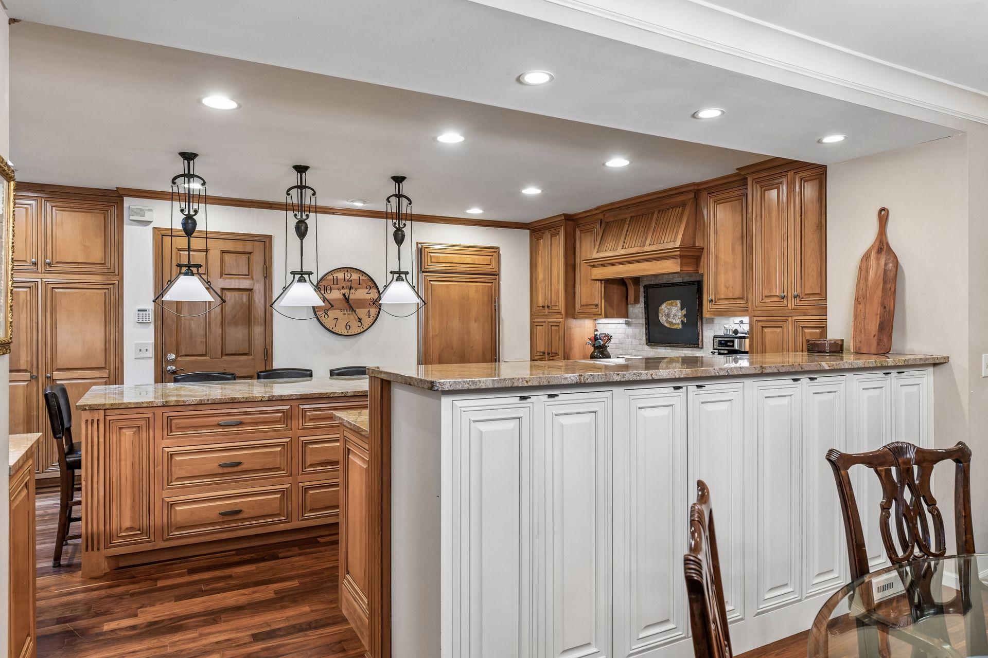 View of Residential at 1140 Hollybrook Drive, Wayzata MN 55391, Wayzata (20 of 59) - Mike Wilen | Minnesota Team Real Estate