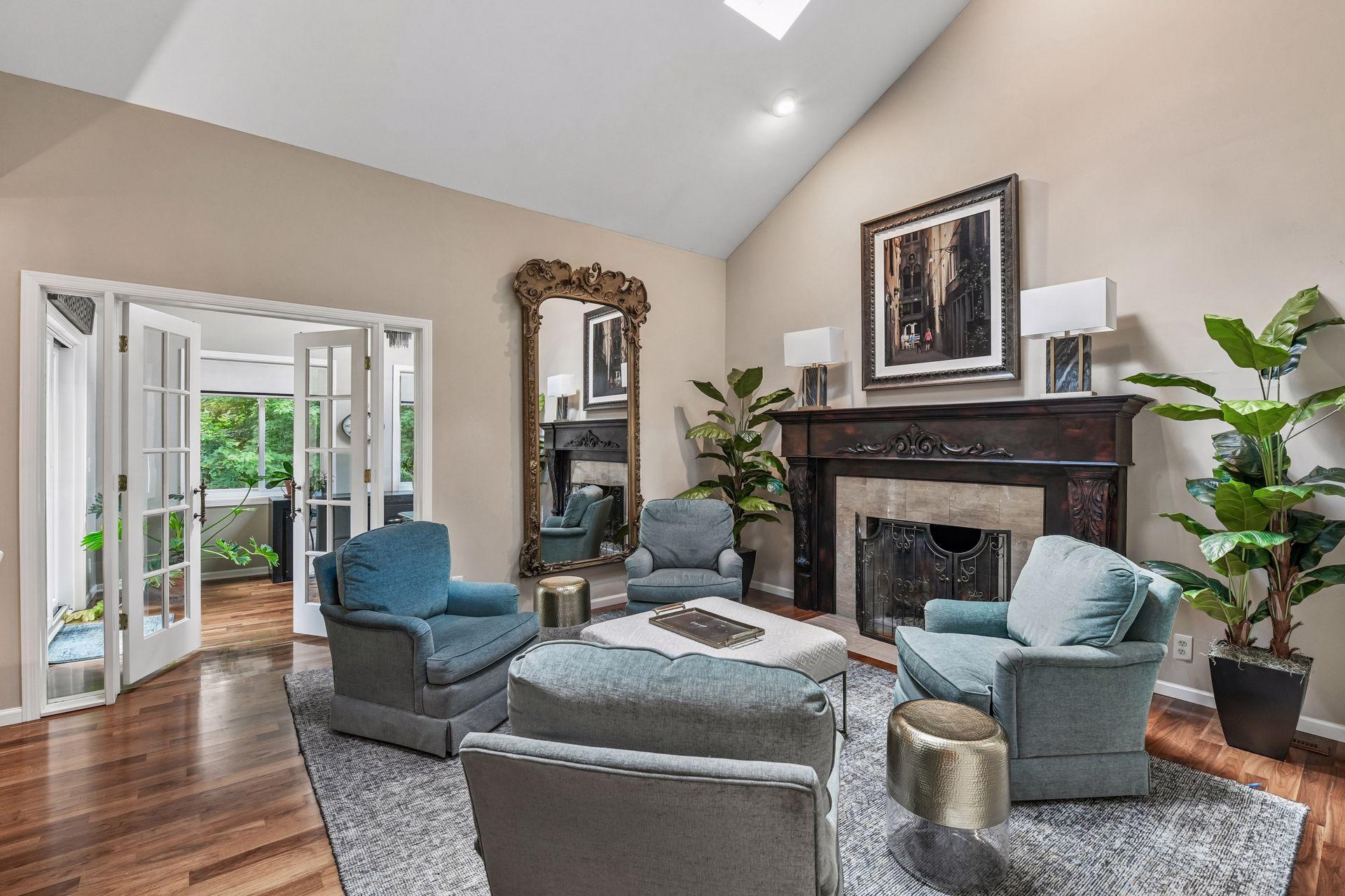 View of Residential at 1140 Hollybrook Drive, Wayzata MN 55391, Wayzata (16 of 59) - Mike Wilen | Minnesota Team Real Estate