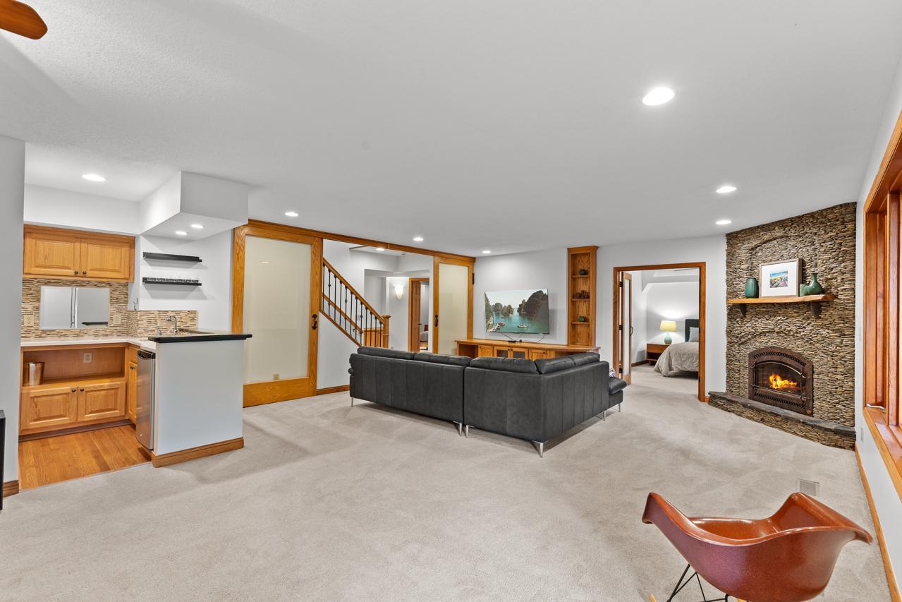 View of Residential at 9974 Old Wagon Trail, Eden Prairie MN 55347, Eden Prairie (32 of 54) - Mike Wilen | Minnesota Team Real Estate
