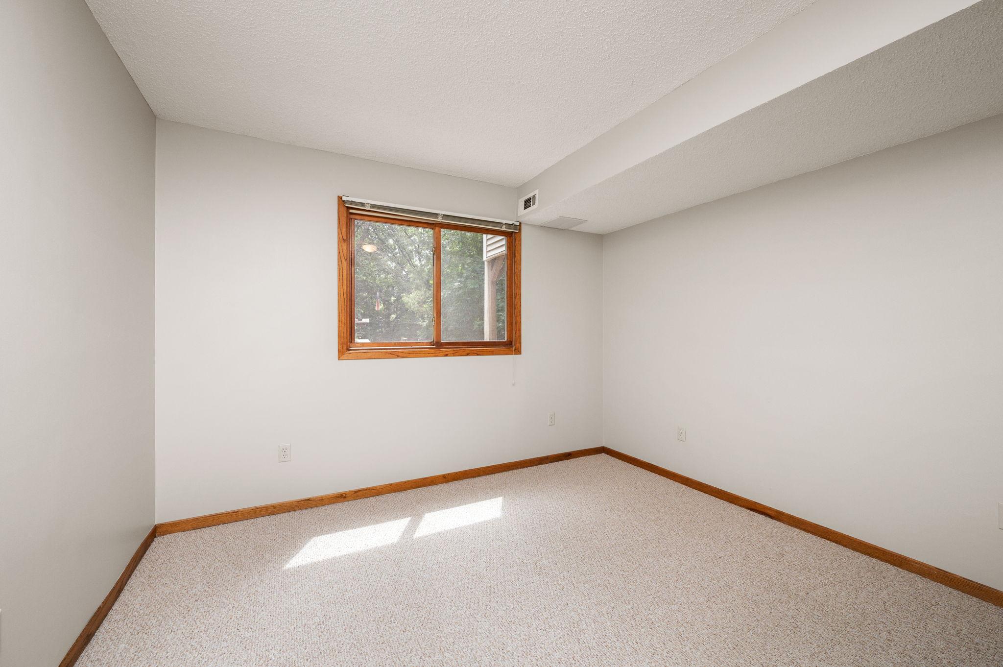 View of Residential at 17847 Evener Way, Eden Prairie MN 55346, Eden Prairie (22 of 26) - Mike Wilen | Minnesota Team Real Estate