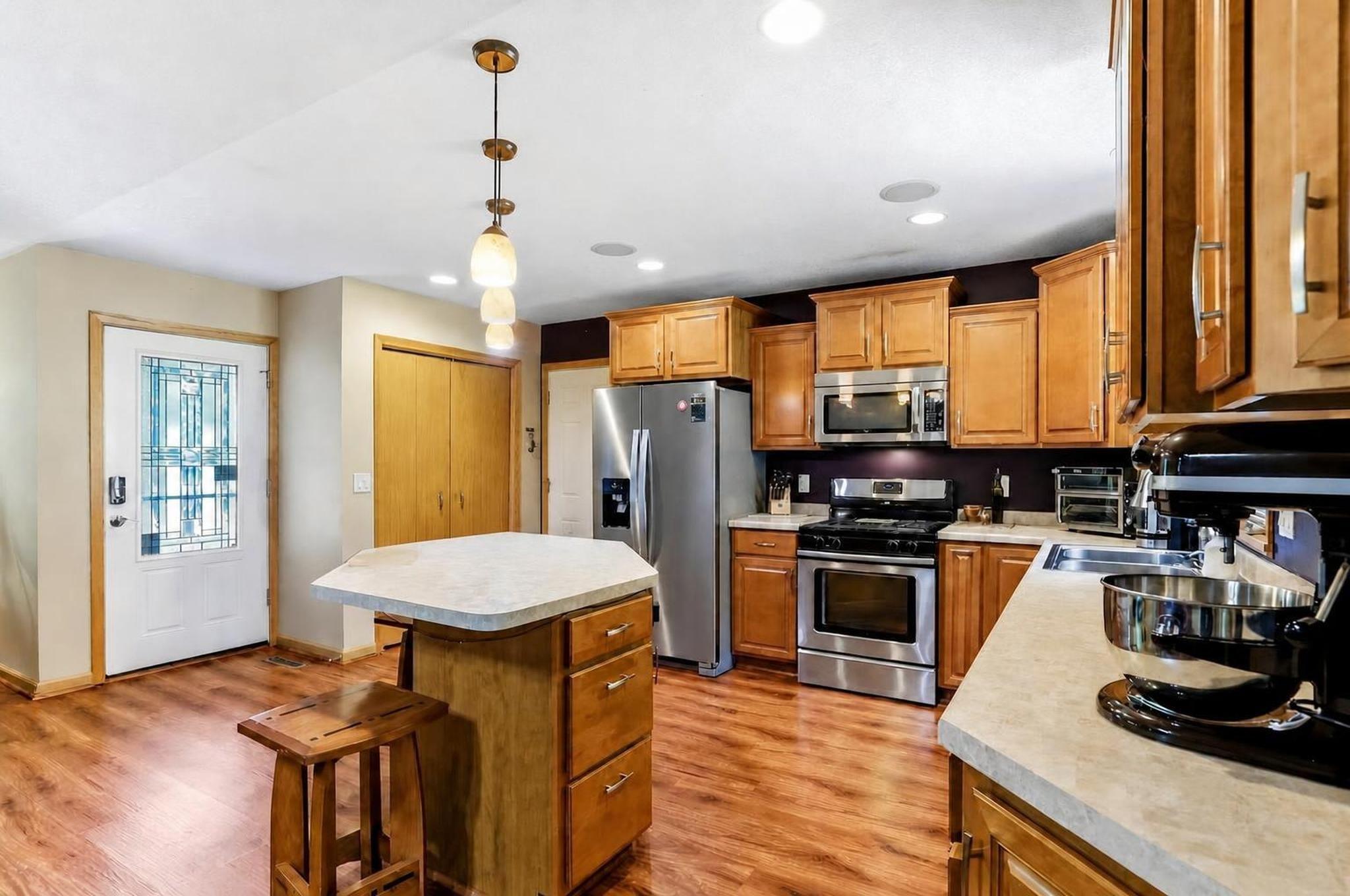 View of Residential at 8594 Underwood Lane, Maple Grove MN 55369, Maple Grove (5 of 24) - Mike Wilen | Minnesota Team Real Estate