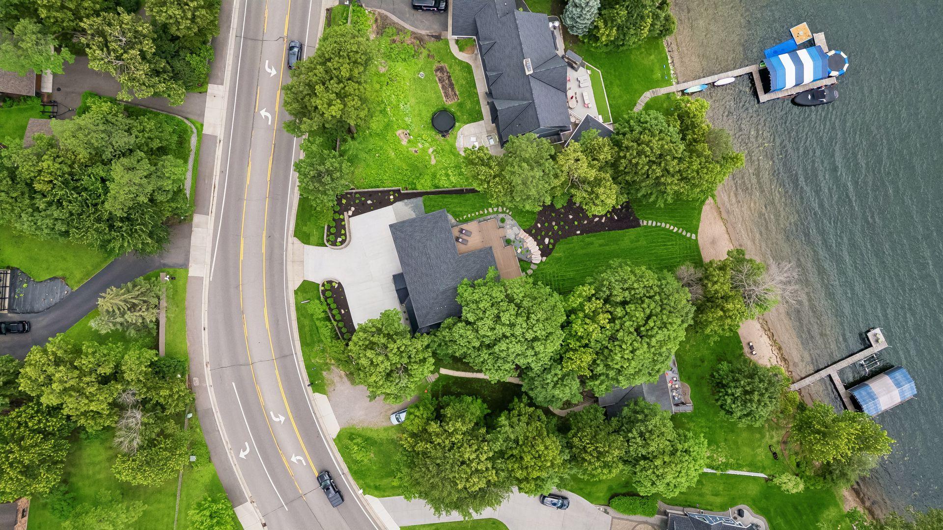 View of Residential at 17310 County Road 101, Minnetonka MN 55391, Minnetonka (5 of 75) - Mike Wilen | Minnesota Team Real Estate