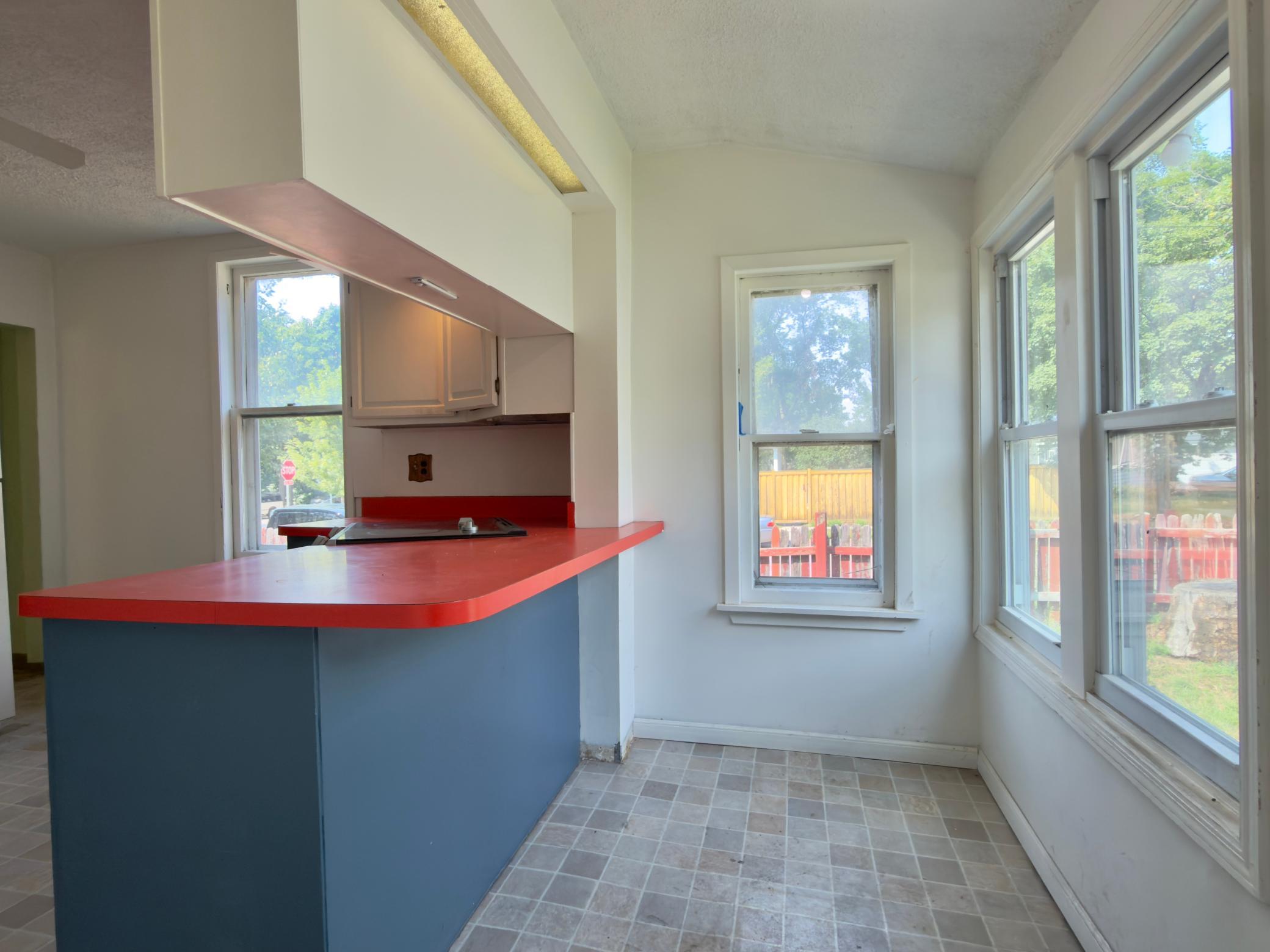 View of Residential at 878 22nd Avenue, Minneapolis MN 55414, Minneapolis (25 of 65) - Mike Wilen | Minnesota Team Real Estate