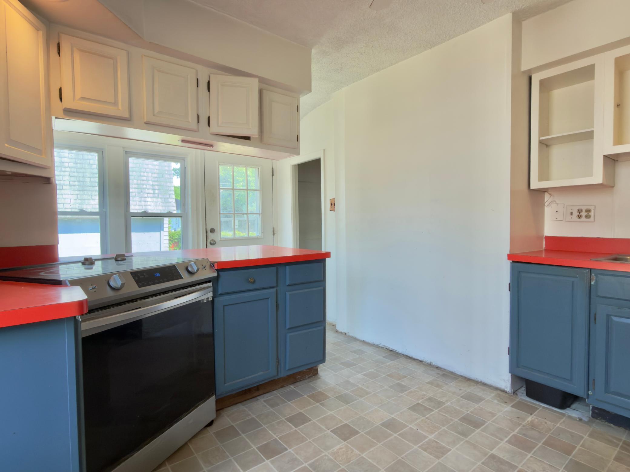 View of Residential at 878 22nd Avenue, Minneapolis MN 55414, Minneapolis (24 of 65) - Mike Wilen | Minnesota Team Real Estate