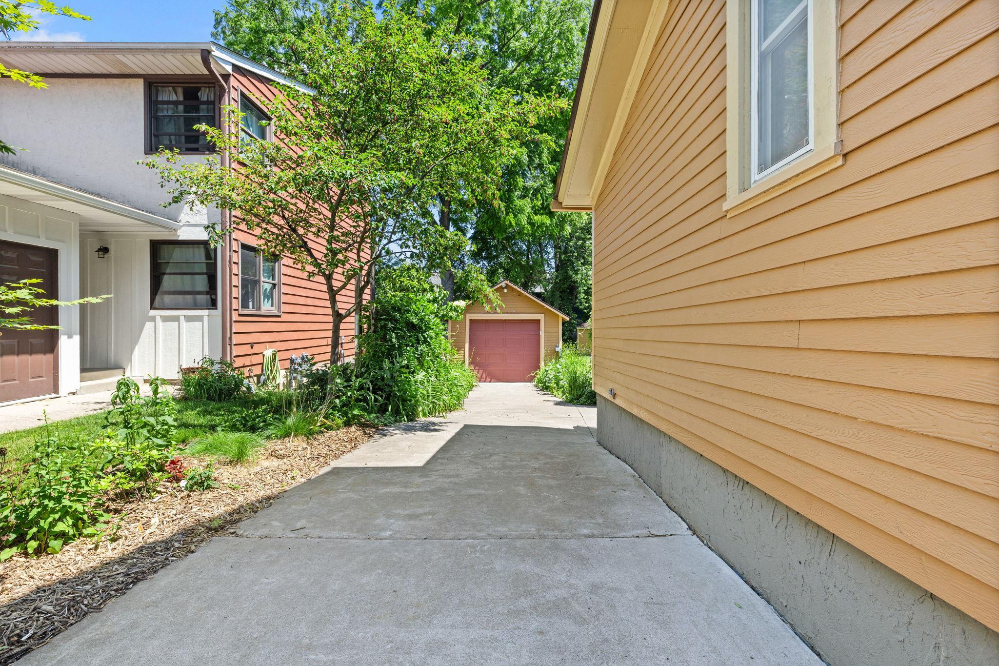 View of Residential Income at 417 Harriet Street, Stillwater MN 55082, Stillwater (28 of 39) - Mike Wilen | Minnesota Team Real Estate