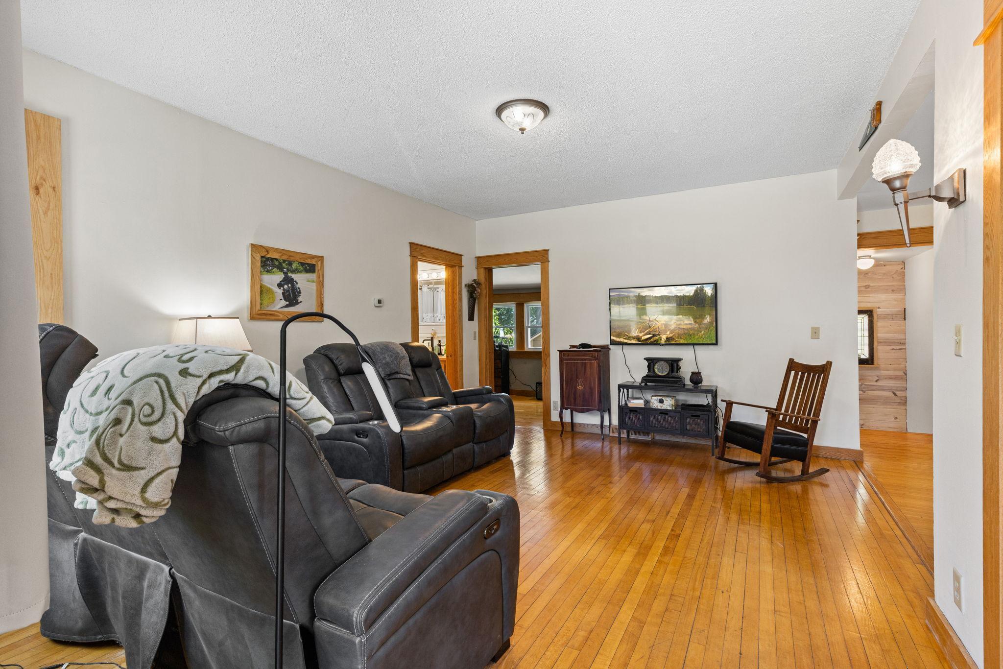 View of Residential Income at 417 Harriet Street, Stillwater MN 55082, Stillwater (13 of 39) - Mike Wilen | Minnesota Team Real Estate
