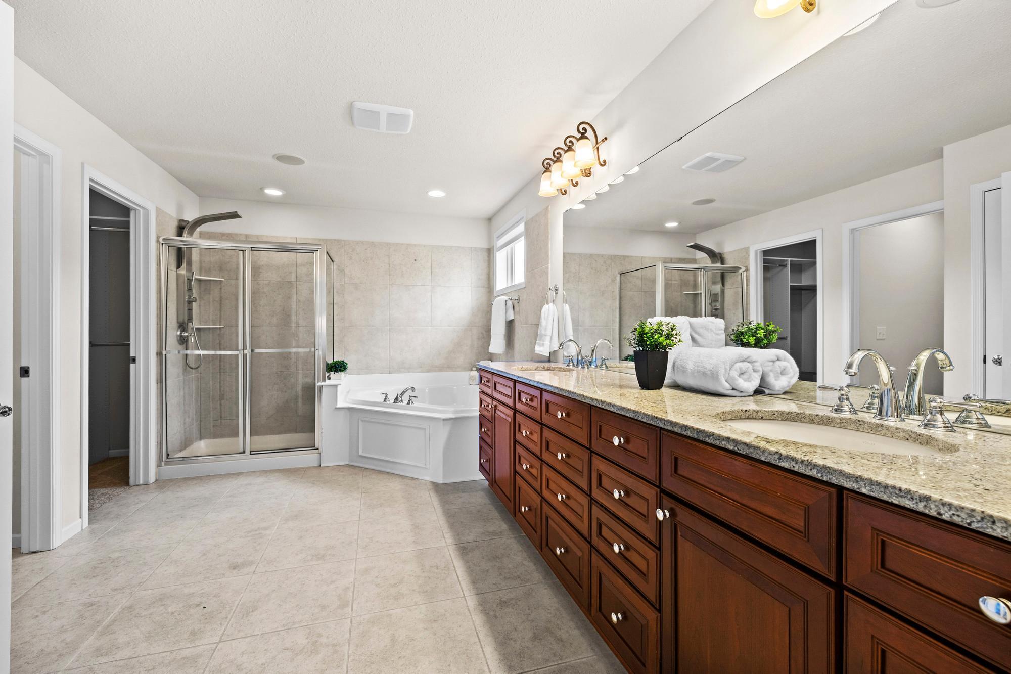 View of Residential at 2550 Arrowhead Lane, Chanhassen MN 55317, Chanhassen (23 of 47) - Mike Wilen | Minnesota Team Real Estate
