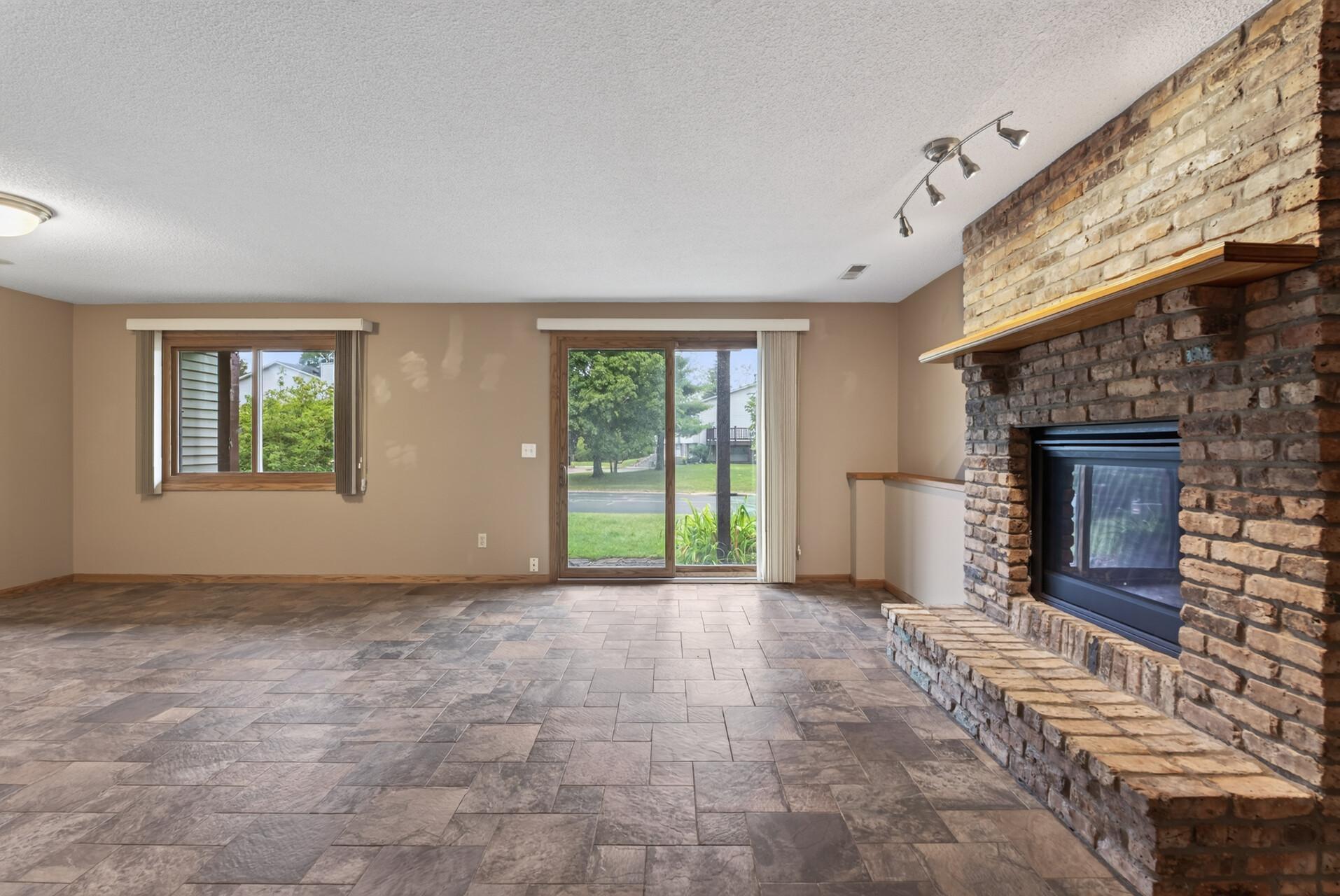 View of Residential at 4480 Clover Lane #A, Eagan MN 55122, Eagan (29 of 37) - Mike Wilen | Minnesota Team Real Estate