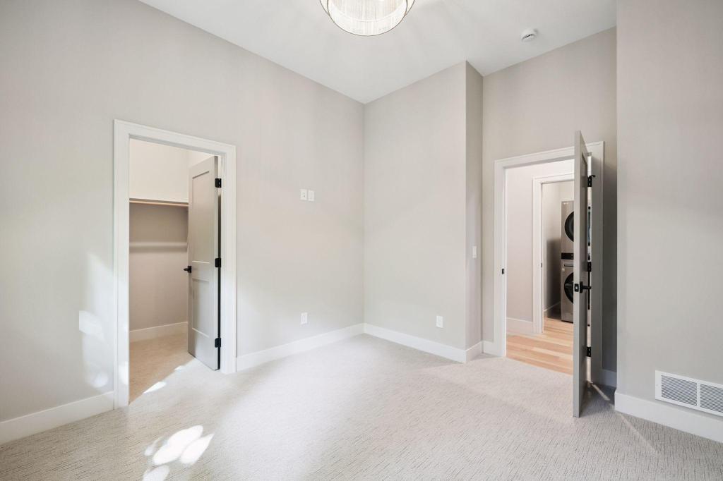 View of Residential at 3061 Lake Shore Boulevard, Minnetonka MN 55391, Minnetonka (63 of 78) - Mike Wilen | Minnesota Team Real Estate