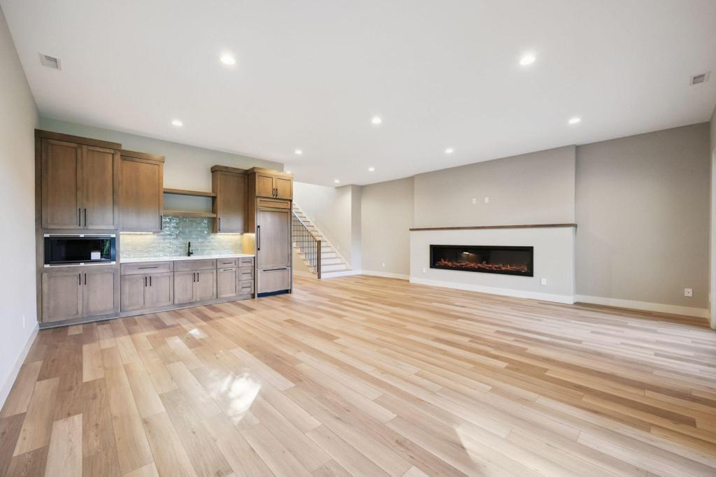 View of Residential at 3061 Lake Shore Boulevard, Minnetonka MN 55391, Minnetonka (56 of 78) - Mike Wilen | Minnesota Team Real Estate