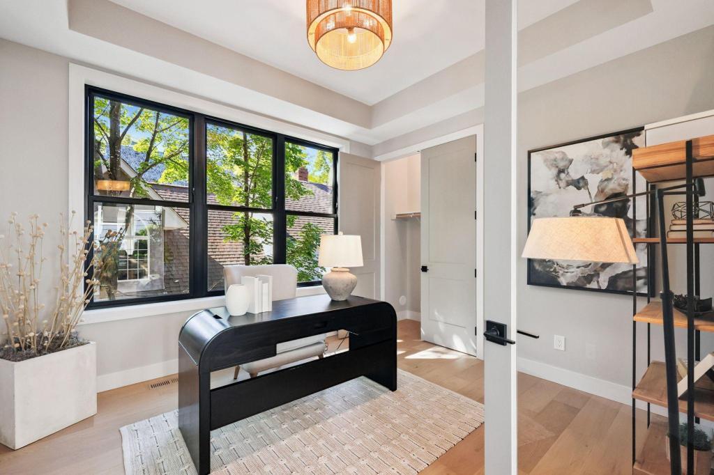 View of Residential at 3061 Lake Shore Boulevard, Minnetonka MN 55391, Minnetonka (51 of 78) - Mike Wilen | Minnesota Team Real Estate