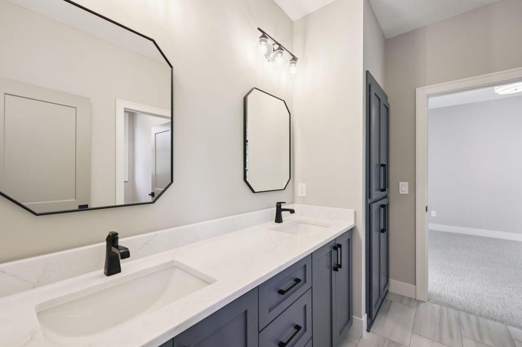 View of Residential at 3061 Lake Shore Boulevard, Minnetonka MN 55391, Minnetonka (40 of 78) - Mike Wilen | Minnesota Team Real Estate