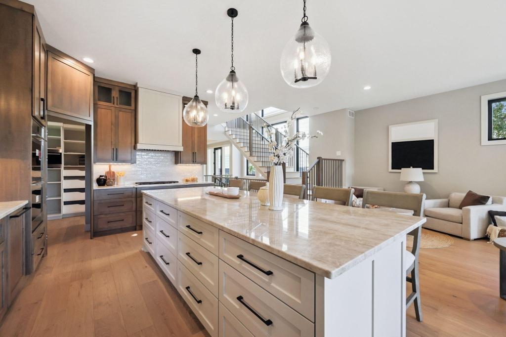 View of Residential at 3061 Lake Shore Boulevard, Minnetonka MN 55391, Minnetonka (10 of 78) - Mike Wilen | Minnesota Team Real Estate