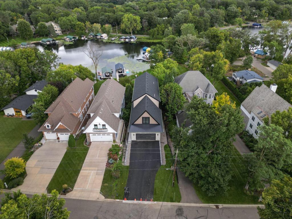 View of Residential at 3061 Lake Shore Boulevard, Minnetonka MN 55391, Minnetonka (76 of 78) - Mike Wilen | Minnesota Team Real Estate