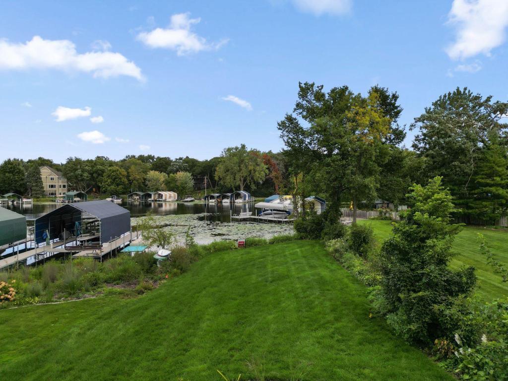 View of Residential at 3061 Lake Shore Boulevard, Minnetonka MN 55391, Minnetonka (74 of 78) - Mike Wilen | Minnesota Team Real Estate