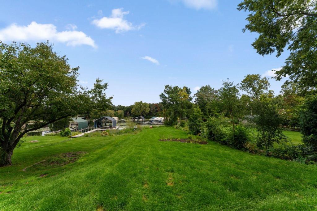View of Residential at 3061 Lake Shore Boulevard, Minnetonka MN 55391, Minnetonka (73 of 78) - Mike Wilen | Minnesota Team Real Estate