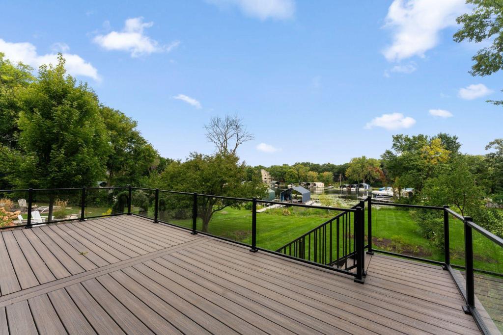 View of Residential at 3061 Lake Shore Boulevard, Minnetonka MN 55391, Minnetonka (72 of 78) - Mike Wilen | Minnesota Team Real Estate