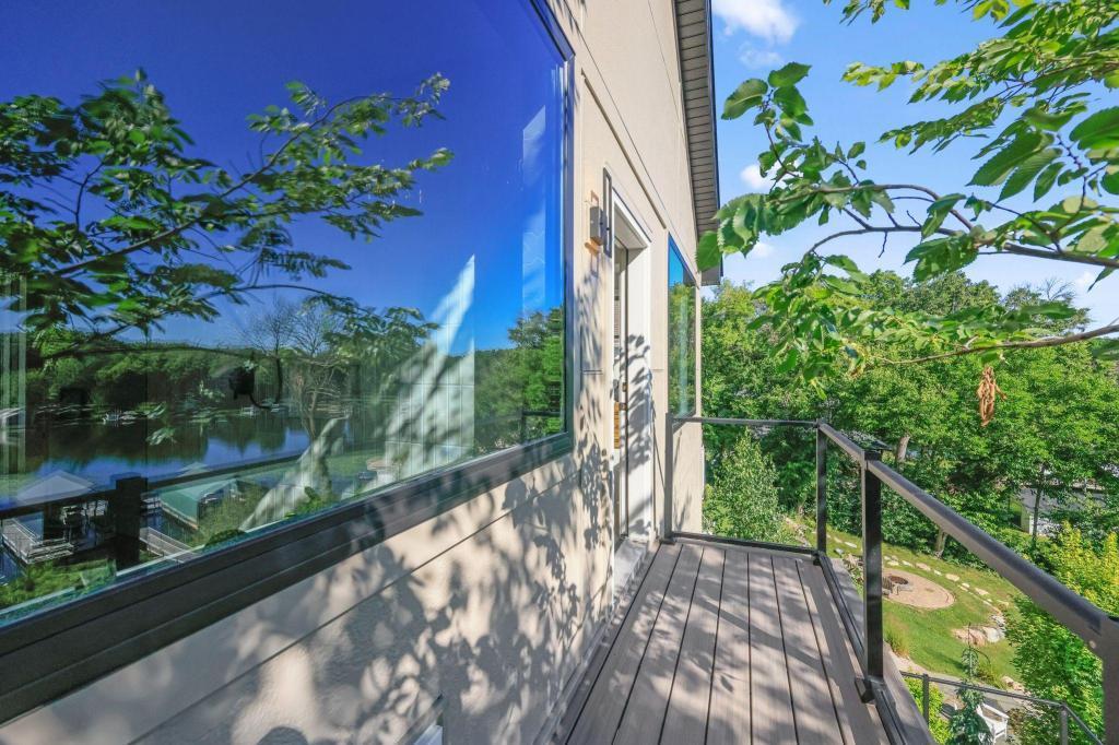 View of Residential at 3061 Lake Shore Boulevard, Minnetonka MN 55391, Minnetonka (70 of 78) - Mike Wilen | Minnesota Team Real Estate