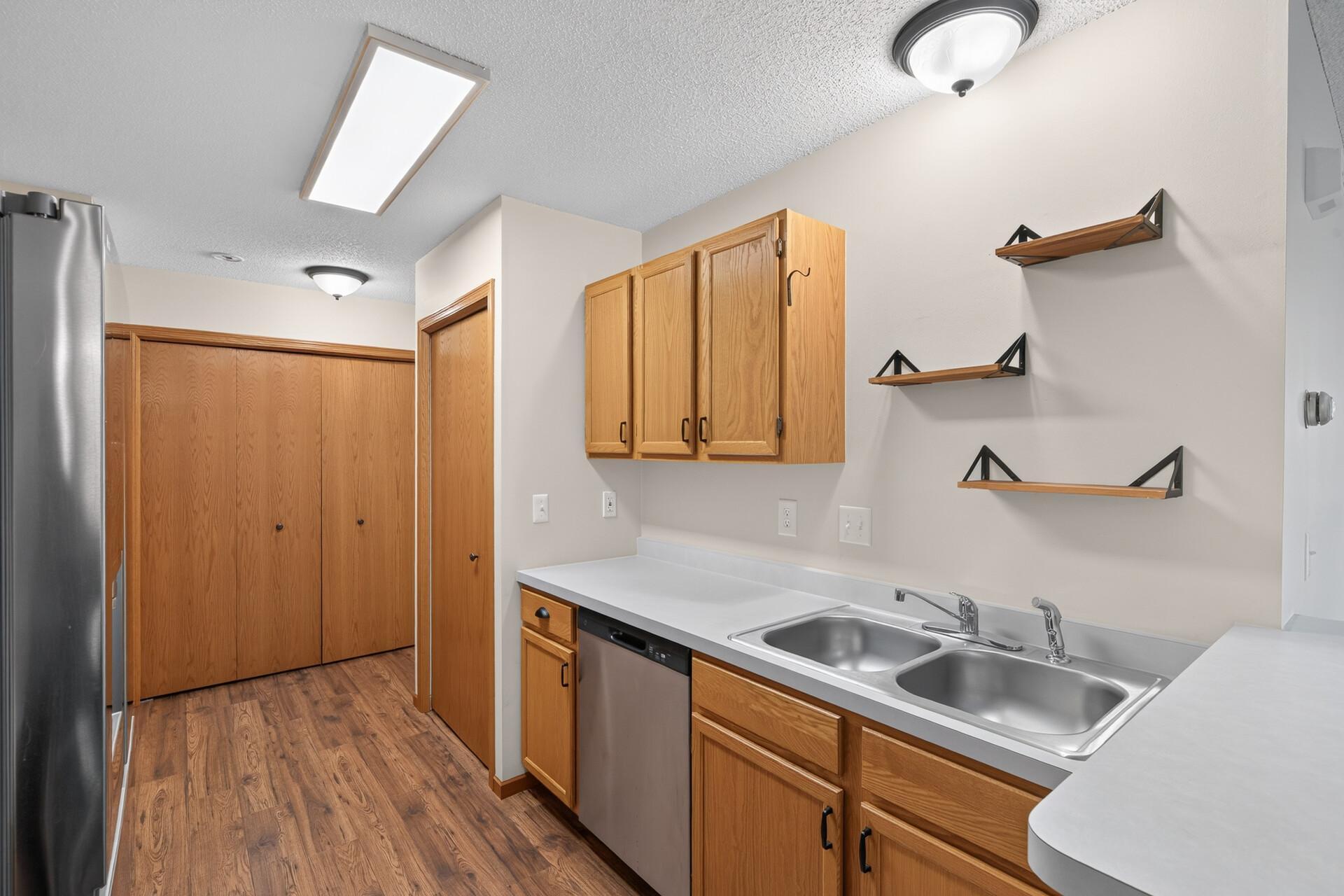 View of Residential at 985 106th Lane #54, Coon Rapids MN 55433, Coon Rapids (8 of 30) - Mike Wilen | Minnesota Team Real Estate