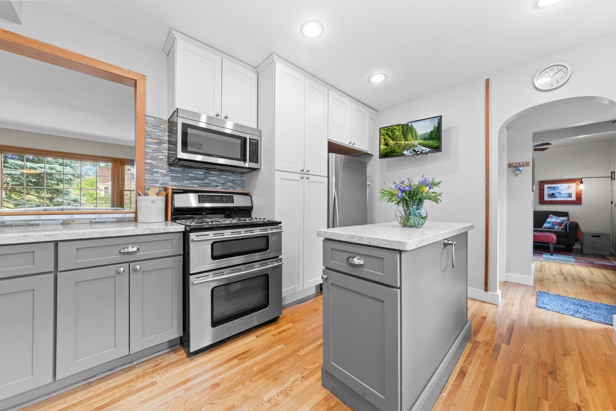 View of Residential at 3147 Webster Avenue, Saint Louis Park MN 55416, Saint Louis Park (8 of 42) - Mike Wilen | Minnesota Team Real Estate