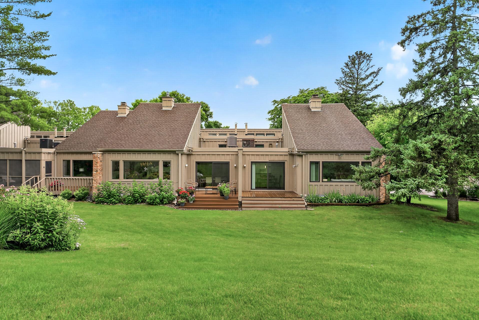 View of Residential at 5725 Duncan Lane, Edina MN 55436, Edina (33 of 35) - Mike Wilen | Minnesota Team Real Estate