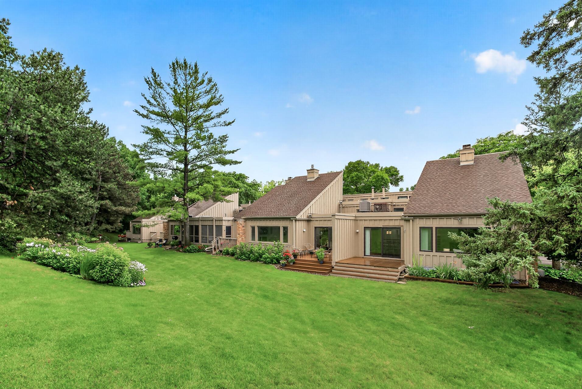 View of Residential at 5725 Duncan Lane, Edina MN 55436, Edina (32 of 35) - Mike Wilen | Minnesota Team Real Estate