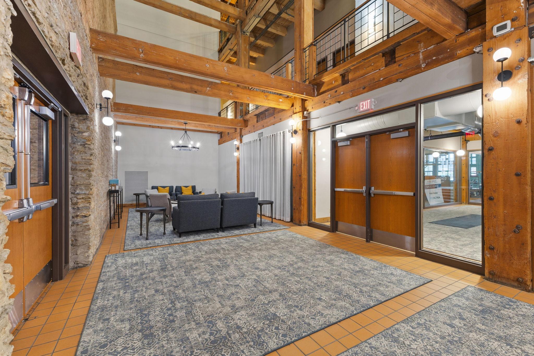 View of Residential at 400 1st Street #514, Minneapolis MN 55401, Minneapolis (22 of 28) - Mike Wilen | Minnesota Team Real Estate