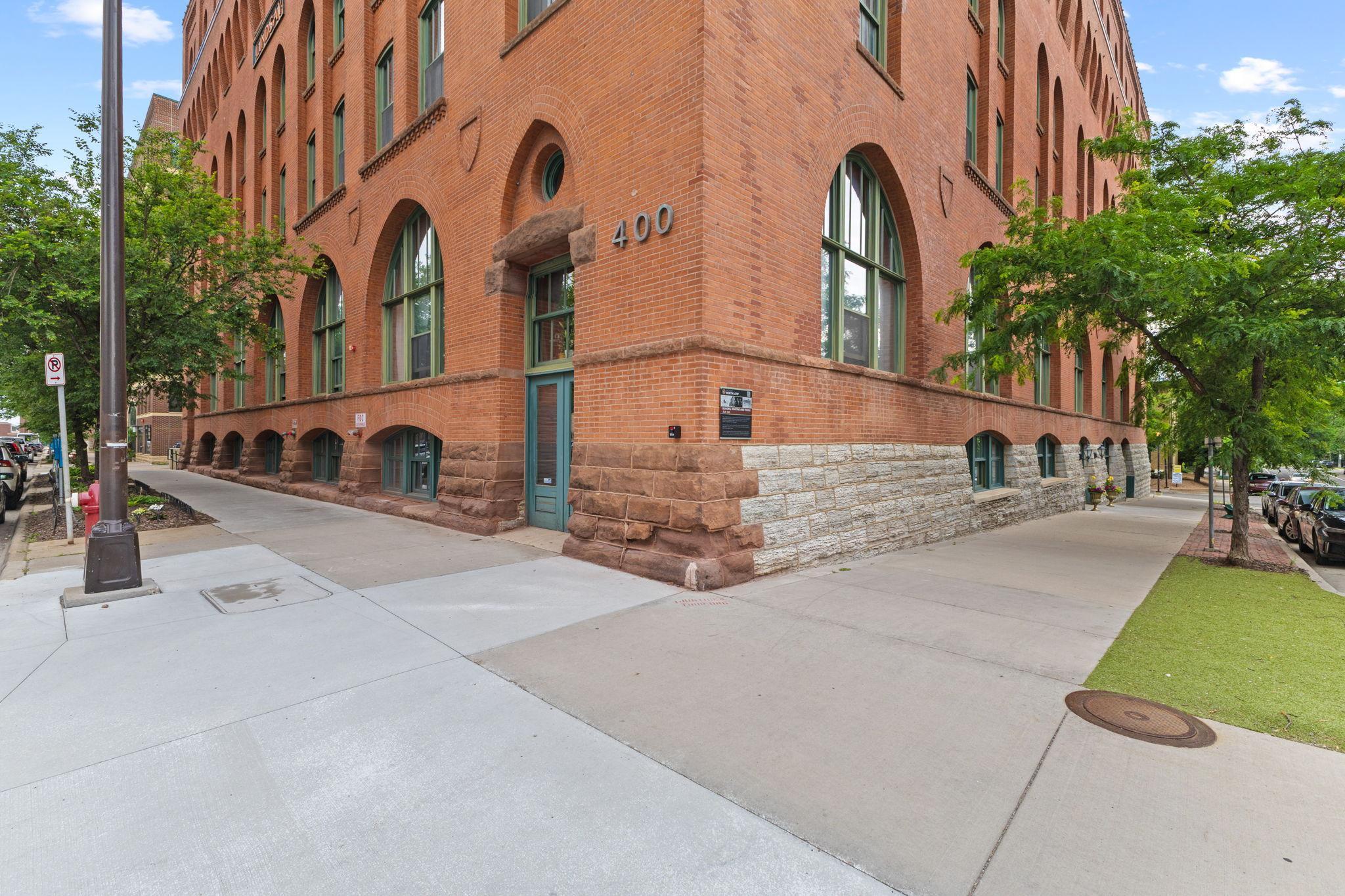 View of Residential at 400 1st Street #514, Minneapolis MN 55401, Minneapolis (27 of 28) - Mike Wilen | Minnesota Team Real Estate