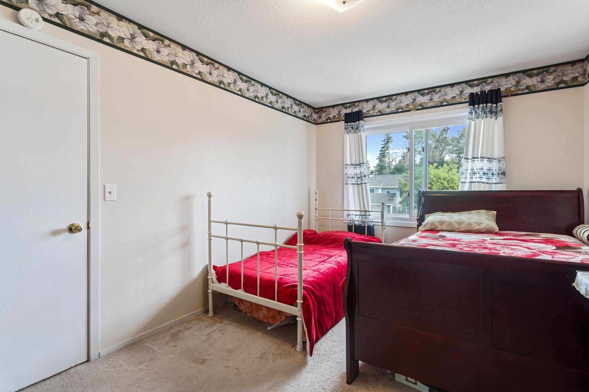 View of Residential at 142 Canabury Court, Little Canada MN 55117, Little Canada (18 of 27) - Mike Wilen | Minnesota Team Real Estate