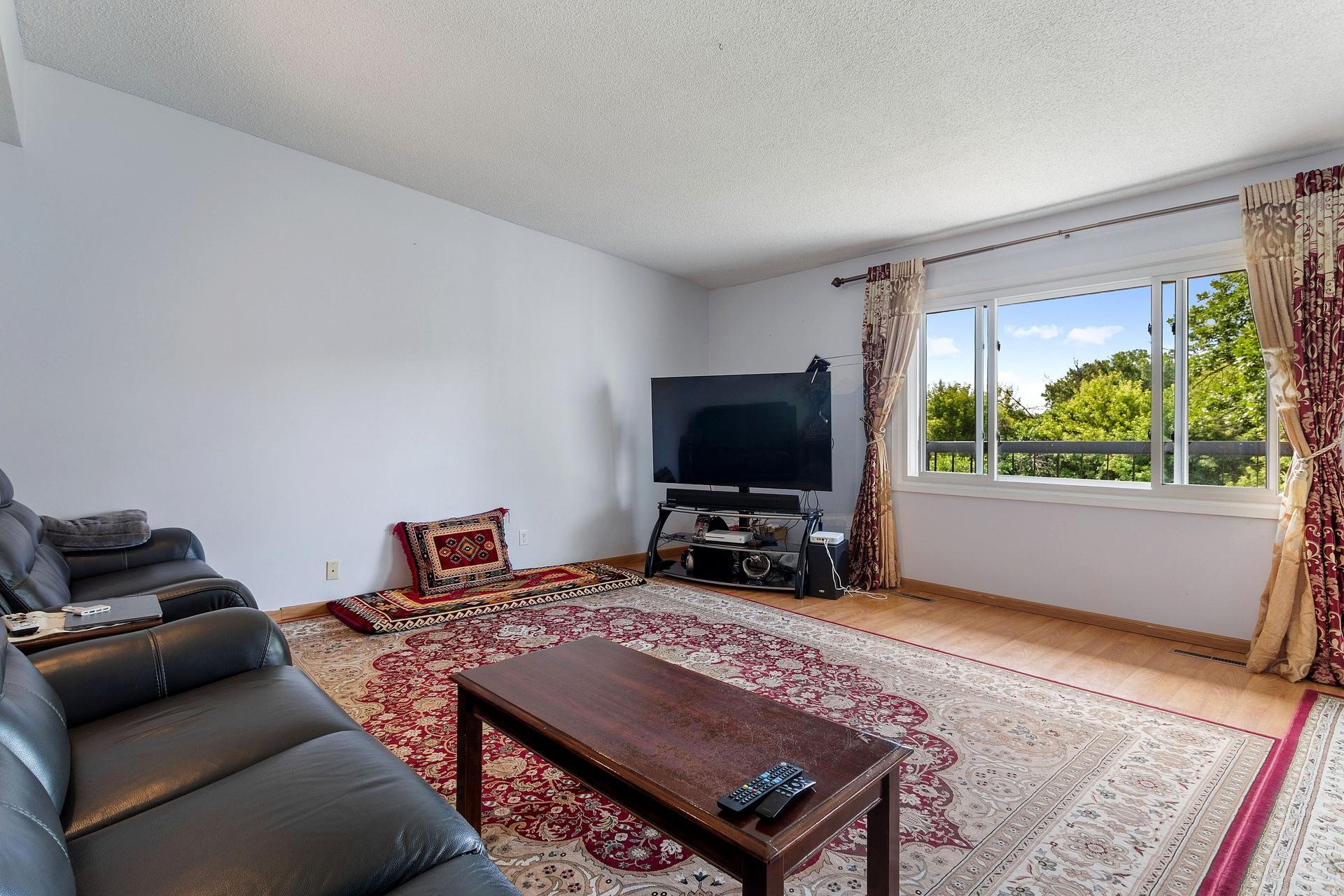 View of Residential at 142 Canabury Court, Little Canada MN 55117, Little Canada (11 of 27) - Mike Wilen | Minnesota Team Real Estate