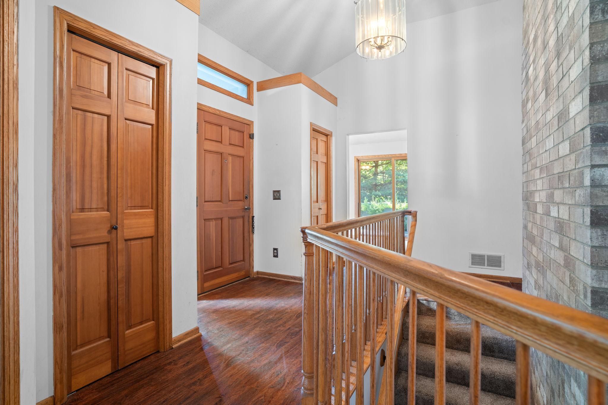View of Residential at 4512 Williston Road, Minnetonka MN 55345, Minnetonka (2 of 23) - Mike Wilen | Minnesota Team Real Estate