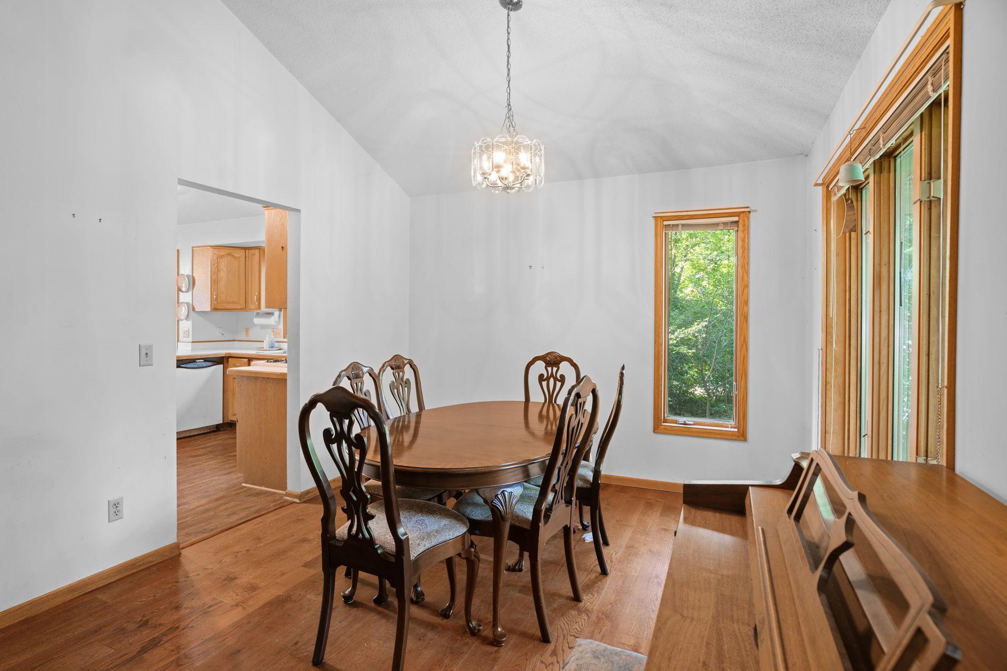 View of Residential at 4512 Williston Road, Minnetonka MN 55345, Minnetonka (8 of 23) - Mike Wilen | Minnesota Team Real Estate