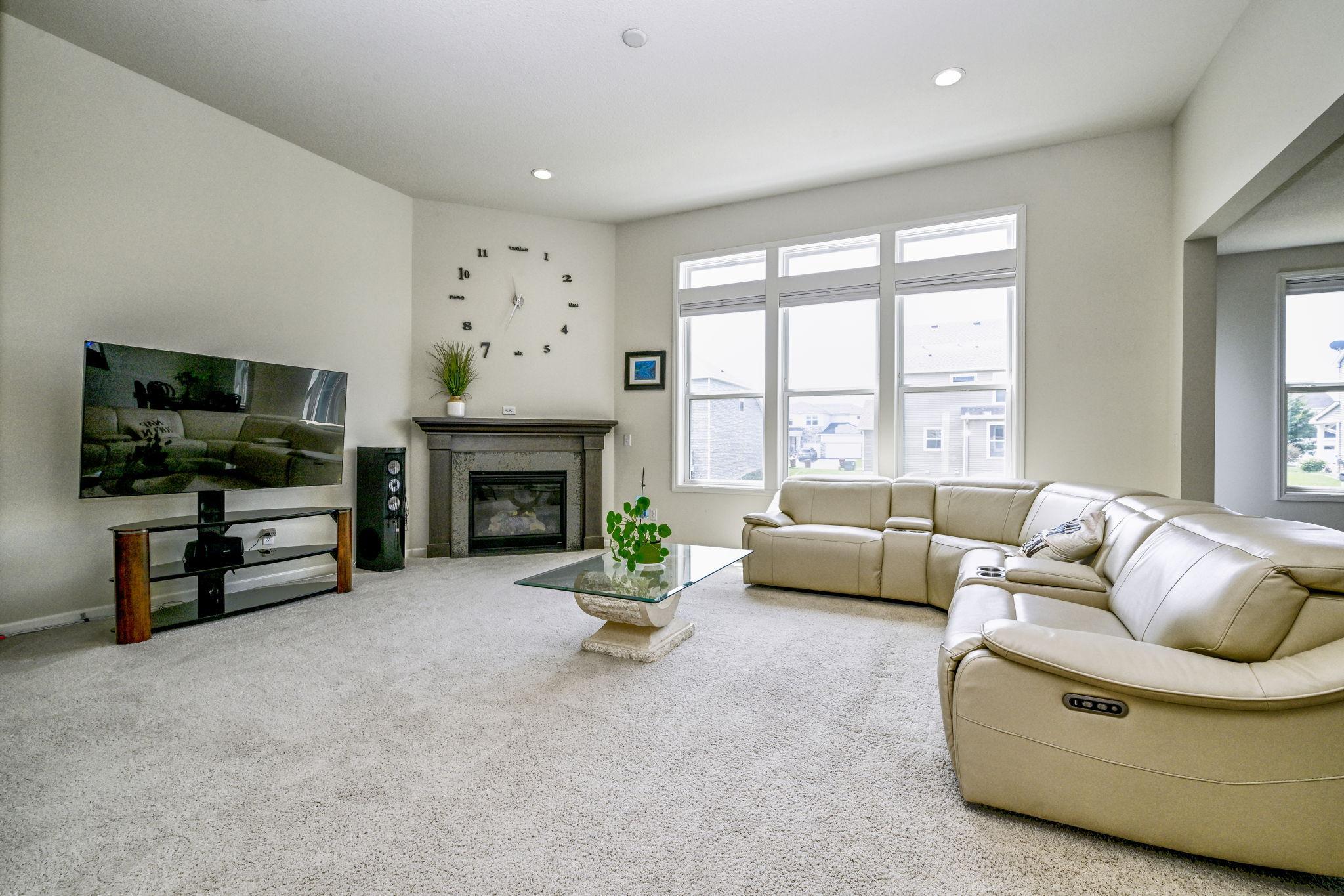 View of Residential at 9343 Compass Pointe Road, Woodbury MN 55129, Woodbury (4 of 40) - Mike Wilen | Minnesota Team Real Estate