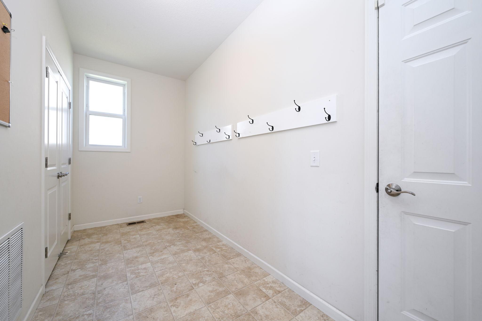 View of Residential at 9343 Compass Pointe Road, Woodbury MN 55129, Woodbury (15 of 40) - Mike Wilen | Minnesota Team Real Estate