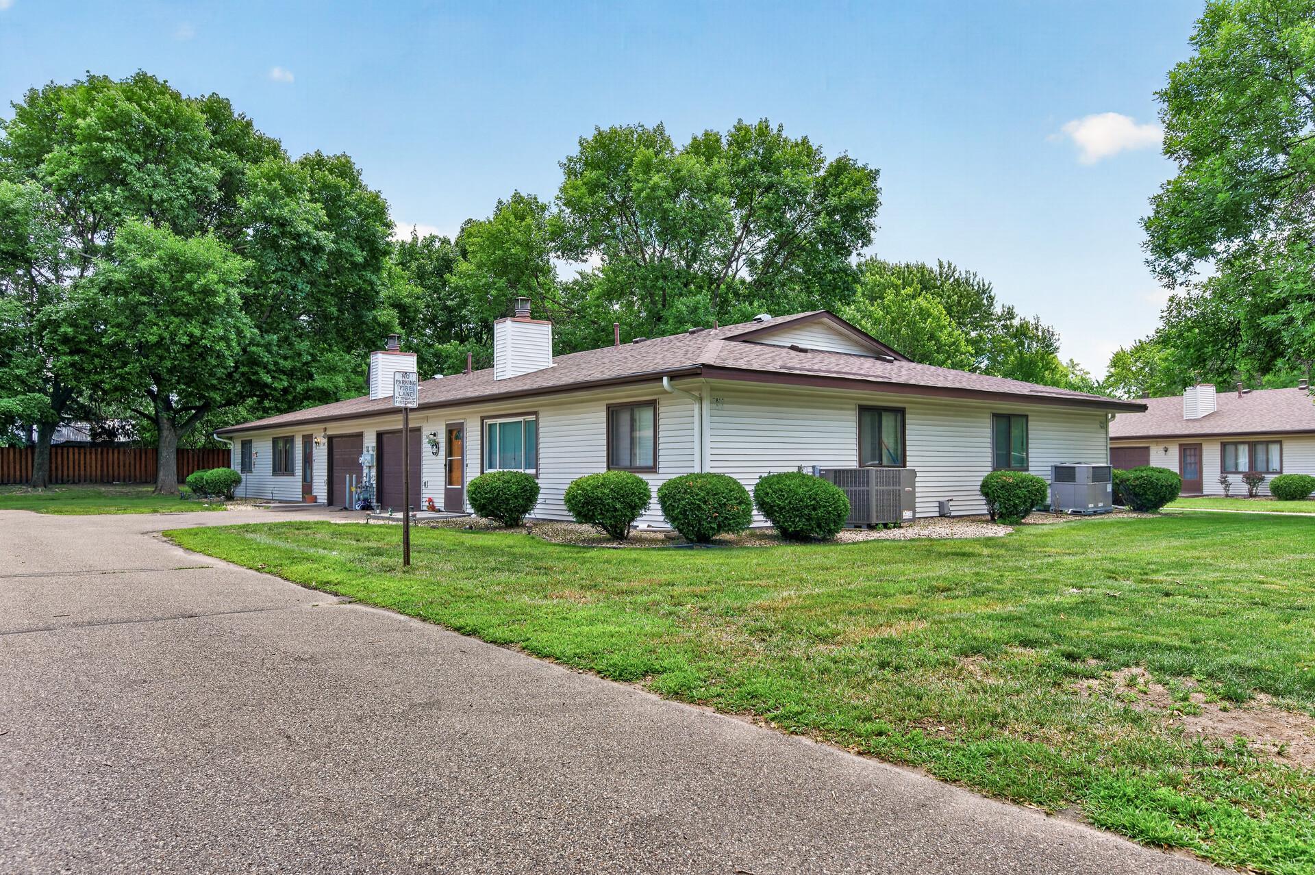 View of Residential at 7819 85th Court, Brooklyn Park MN 55445, Brooklyn Park (4 of 13) - Mike Wilen | Minnesota Team Real Estate