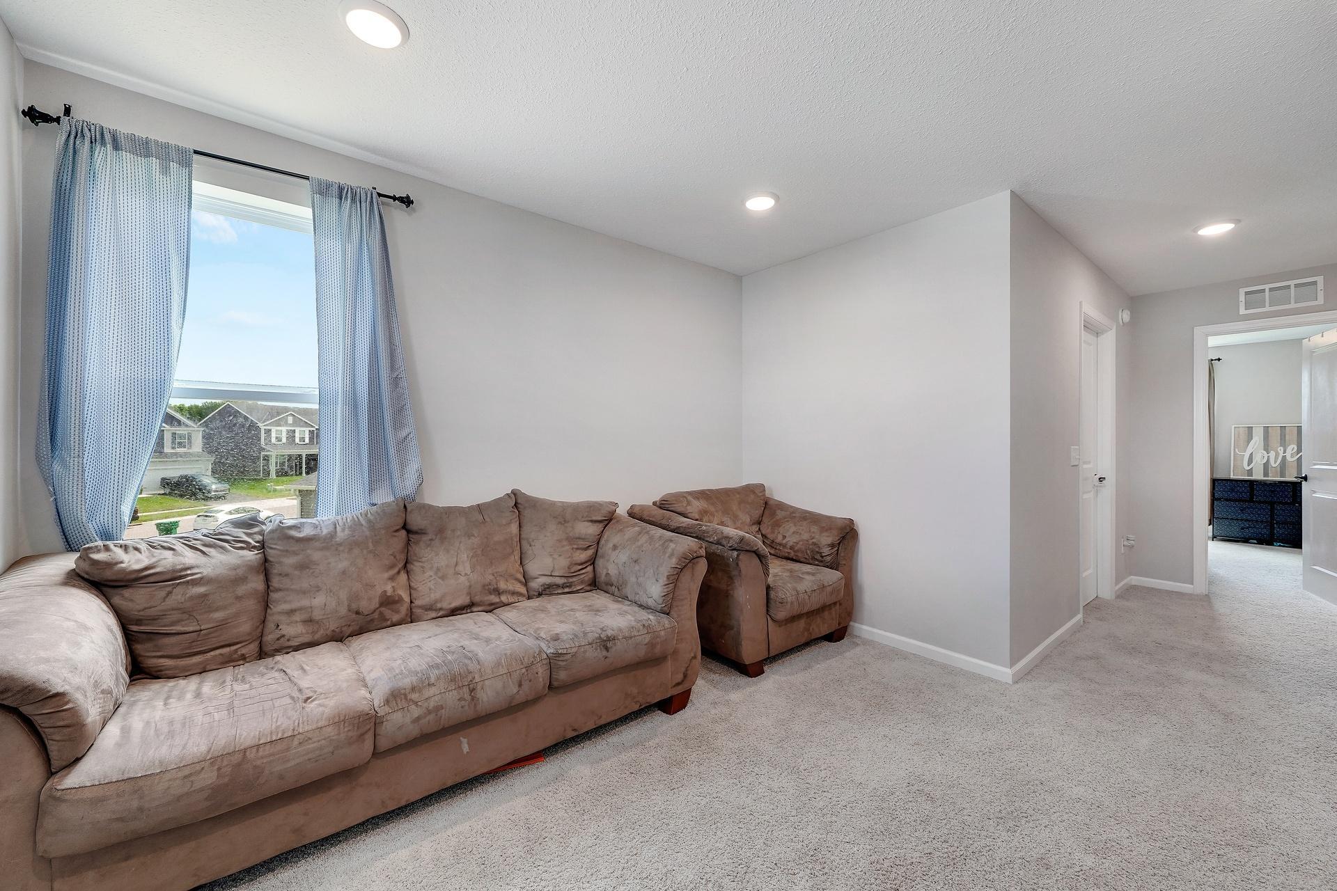 View of Residential at 12813 Weber Lane, Rogers MN 55374, Rogers (22 of 34) - Mike Wilen | Minnesota Team Real Estate