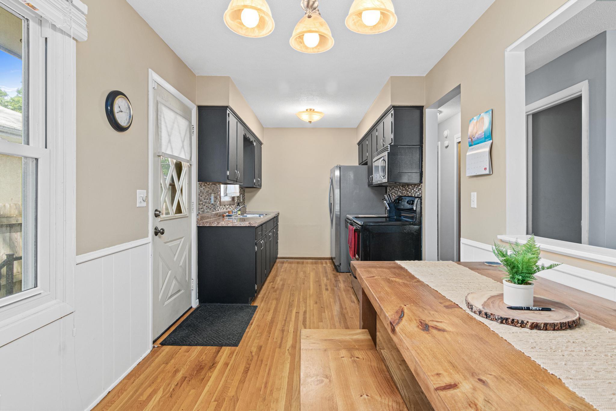 View of Residential at 3236 Indiana Avenue, Robbinsdale MN 55422, Robbinsdale (10 of 27) - Mike Wilen | Minnesota Team Real Estate