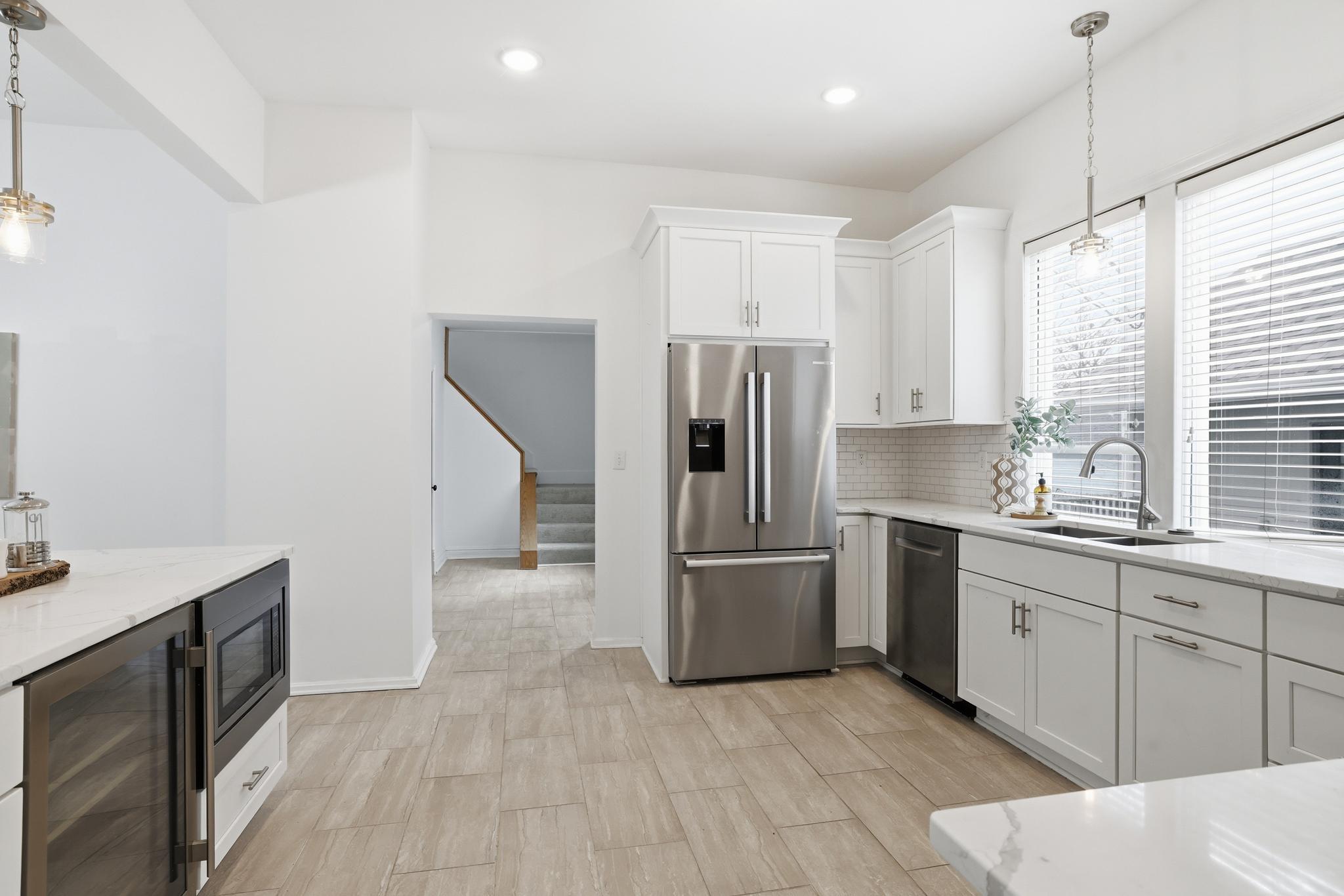View of Residential at 546 Ashland Avenue, Saint Paul MN 55102, Saint Paul (15 of 26) - Mike Wilen | Minnesota Team Real Estate