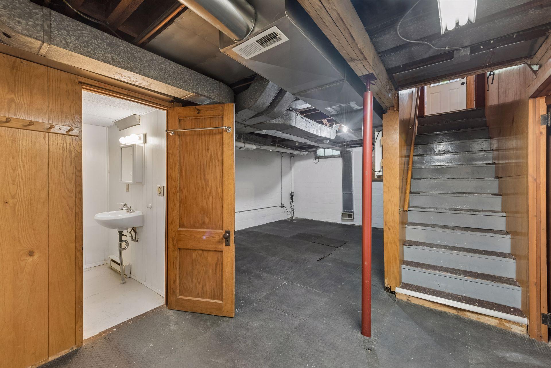 View of Residential at 1776 Wellesley Avenue, Saint Paul MN 55105, Saint Paul (29 of 45) - Mike Wilen | Minnesota Team Real Estate