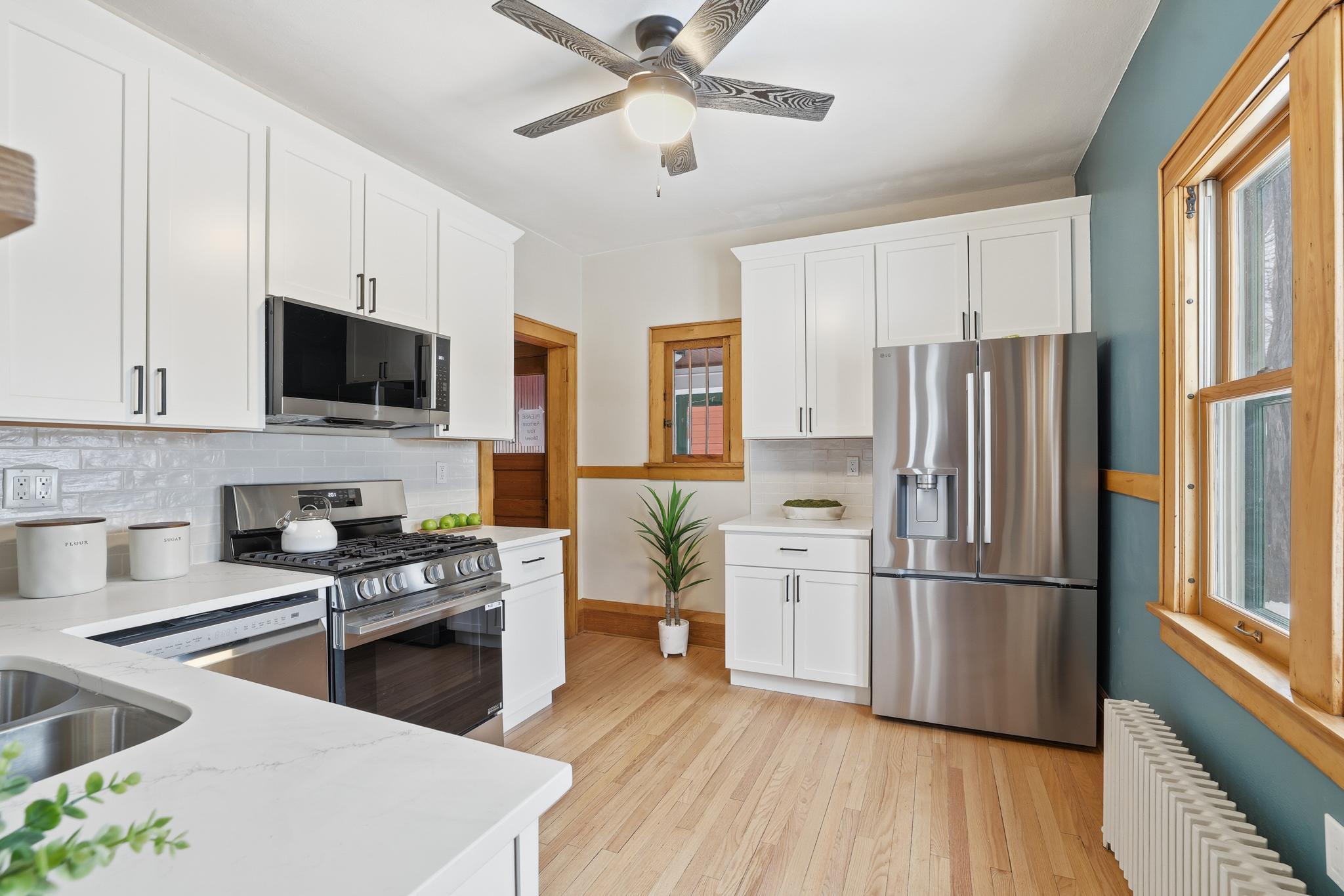 View of Residential at 1464 Chelmsford Street, Saint Paul MN 55108, Saint Paul (12 of 30) - Mike Wilen | Minnesota Team Real Estate