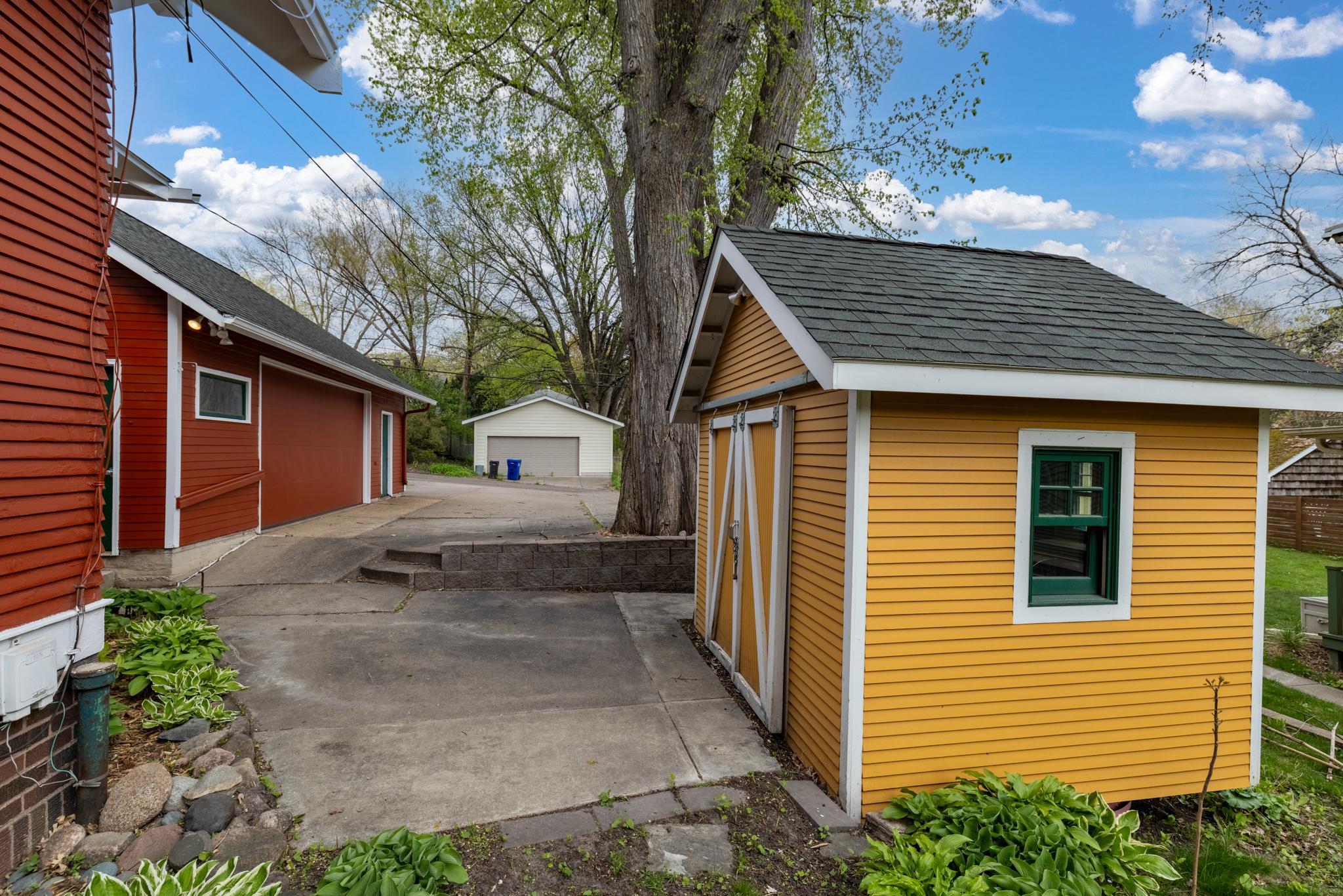 View of Residential at 1464 Chelmsford Street, Saint Paul MN 55108, Saint Paul (27 of 30) - Mike Wilen | Minnesota Team Real Estate