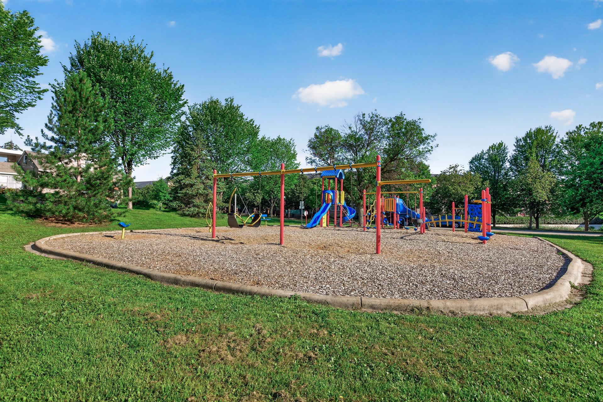 View of Residential at 5911 Oxford Street #7, Saint Louis Park MN 55416, Saint Louis Park (57 of 64) - Mike Wilen | Minnesota Team Real Estate