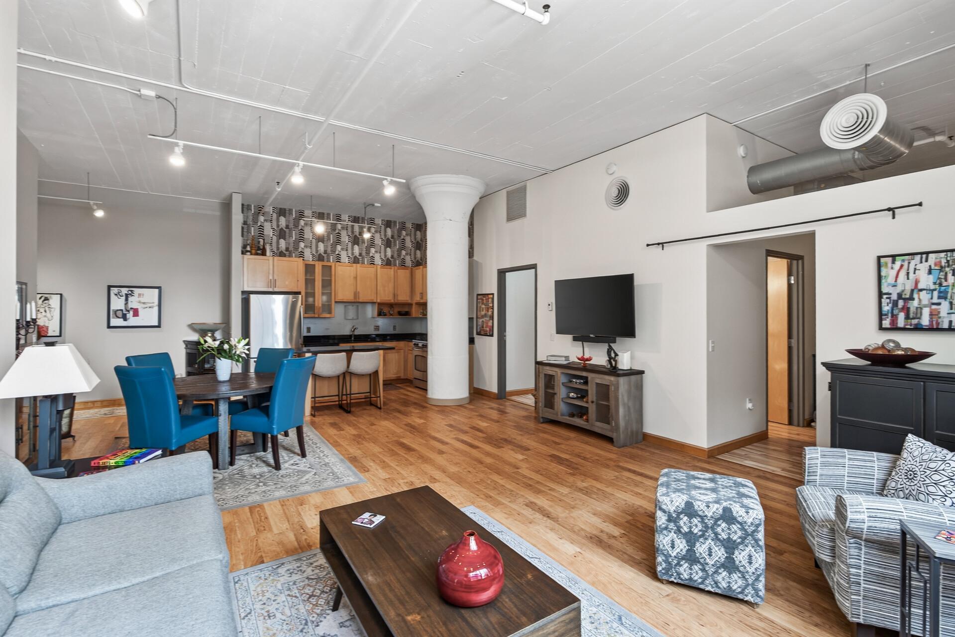 View of Residential at 250 Park Avenue #502, Minneapolis MN 55415, Minneapolis (8 of 39) - Mike Wilen | Minnesota Team Real Estate