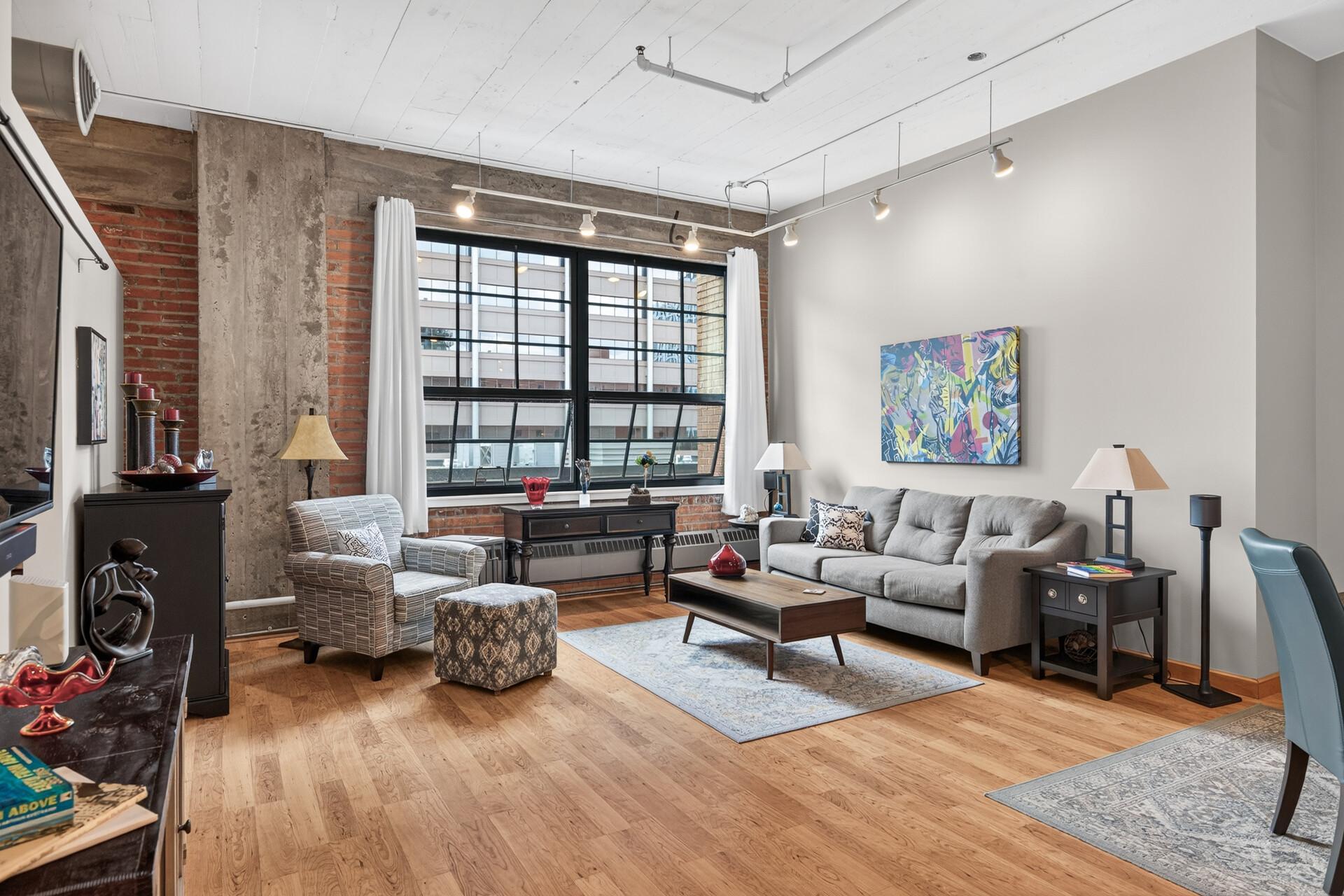 View of Residential at 250 Park Avenue #502, Minneapolis MN 55415, Minneapolis (4 of 39) - Mike Wilen | Minnesota Team Real Estate