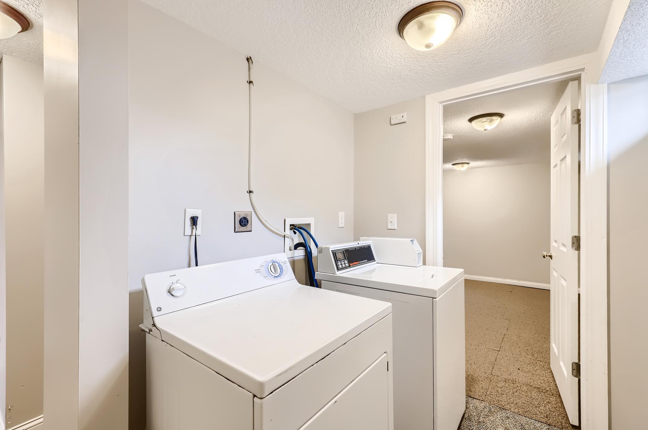 View of Residential Income at 3921 Lyndale Avenue, Minneapolis MN 55412, Minneapolis (9 of 13) - Mike Wilen | Minnesota Team Real Estate