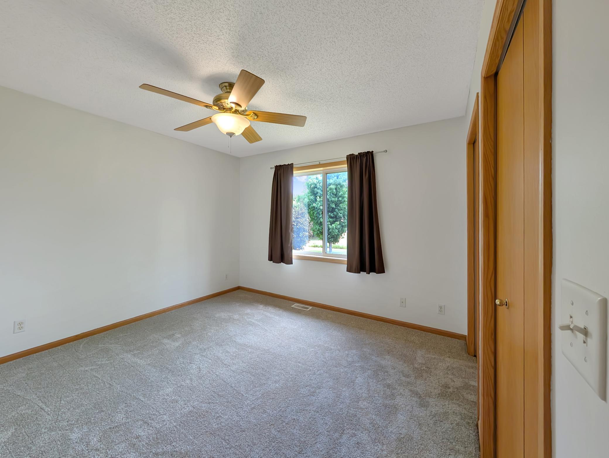 View of Residential at 817 Daniel Drive, Belle Plaine MN 56011, Belle Plaine (10 of 23) - Mike Wilen | Minnesota Team Real Estate